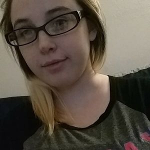 Meet your Posher, Desi